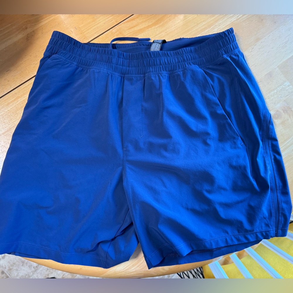 Lululemon Liner Shorts 7” in seam brand new!